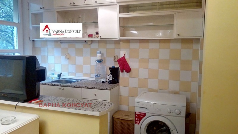 Продава  2-стаен град Варна , ВИНС-Червен площад , 58 кв.м | 54482038 - изображение [3]