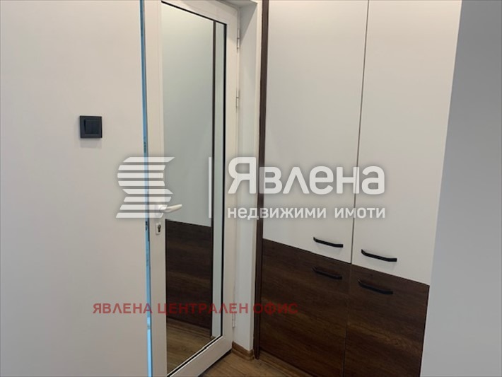 Продава 2-СТАЕН, гр. София, Център, снимка 7 - Апартаменти - 56602144