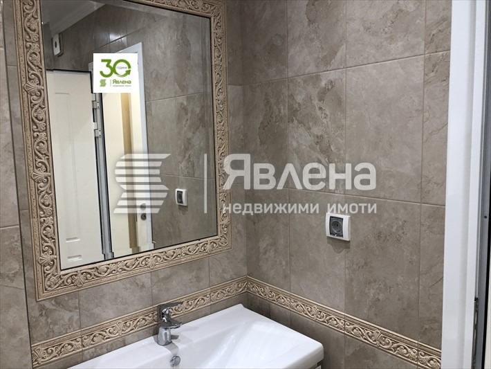 Продава 3-СТАЕН, гр. Варна, Център, снимка 13 - Aпартаменти - 48951784