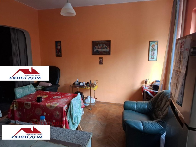 Na prodej  2 ložnice Šumen , Voenno učilište , 75 m2 | 64591393 - obraz [2]