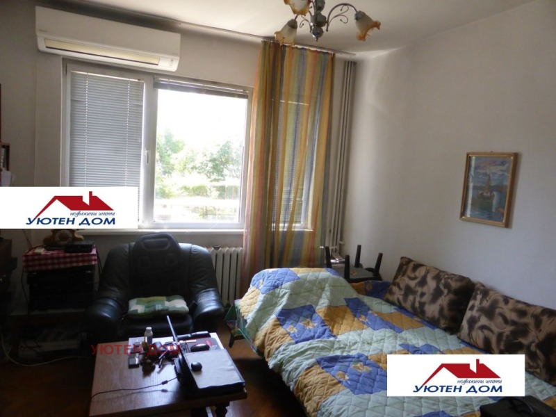 Na prodej  2 ložnice Šumen , Voenno učilište , 75 m2 | 64591393 - obraz [6]