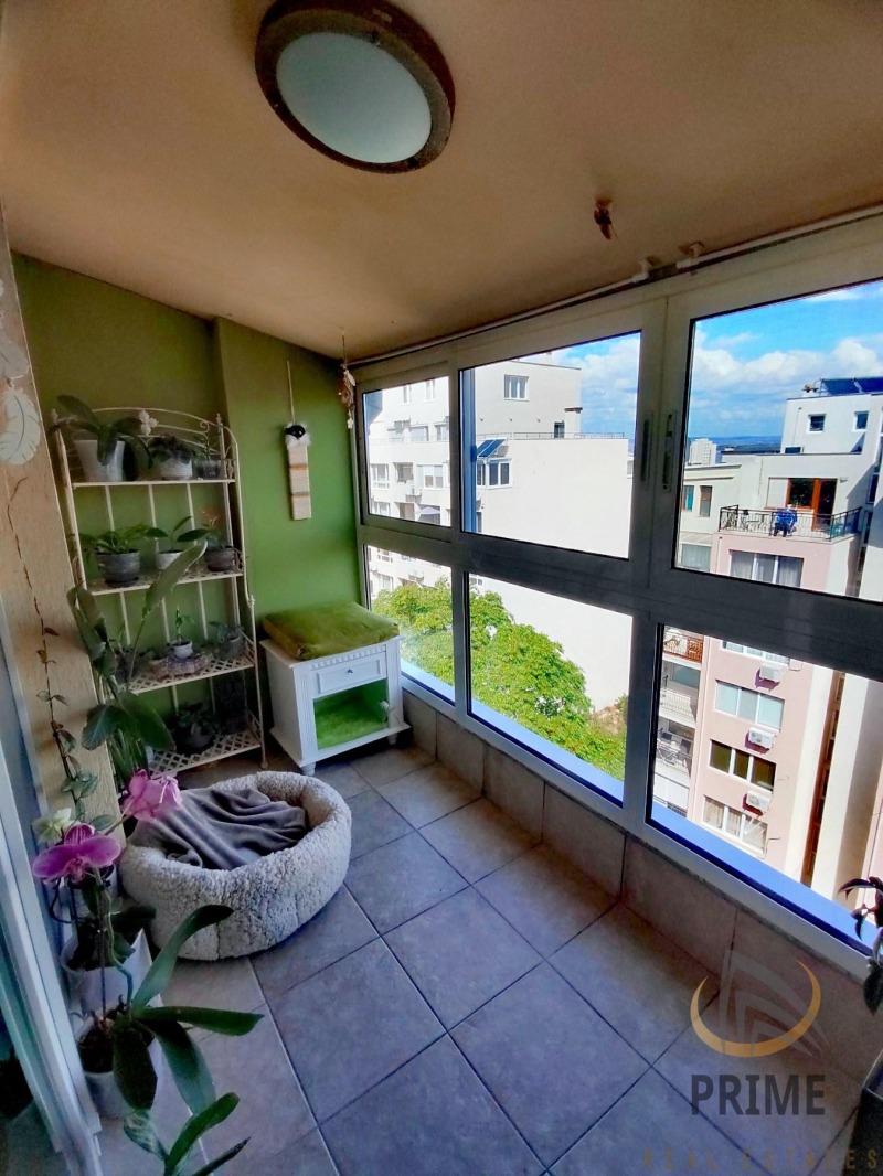 Продава МНОГОСТАЕН, гр. Бургас, Лазур, снимка 14 - Апартаменти - 53497726