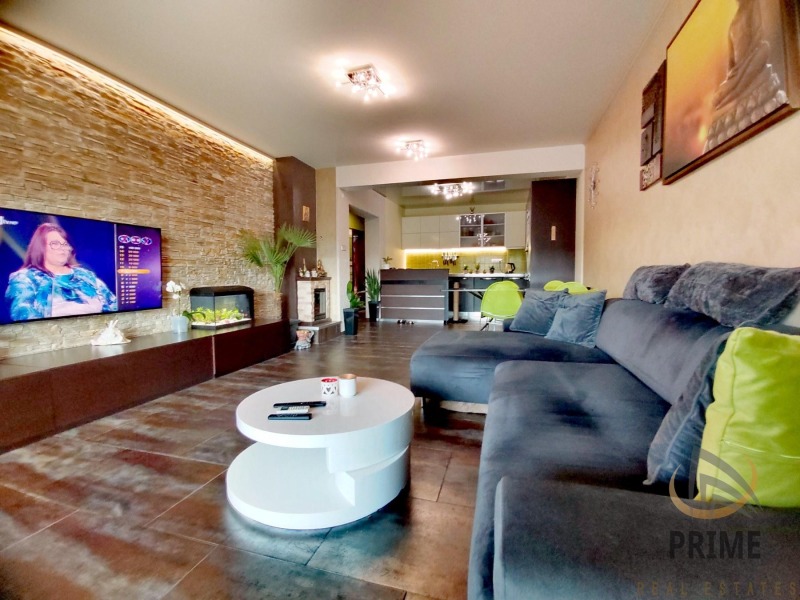 Продава МНОГОСТАЕН, гр. Бургас, Лазур