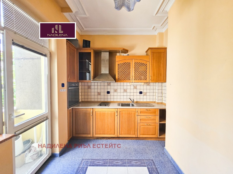 De vânzare  2 dormitoare Sofia , Țentâr , 102 mp | 30998493