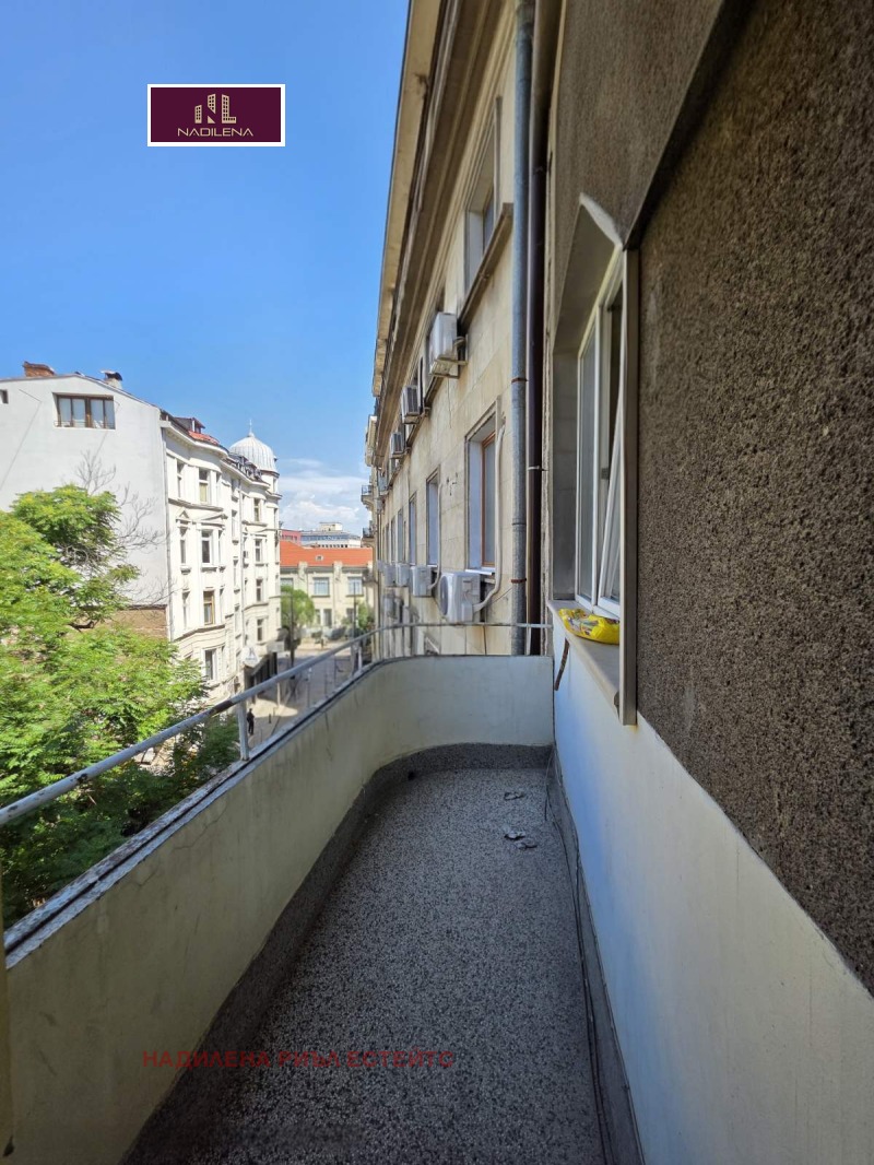 De vânzare  2 dormitoare Sofia , Țentâr , 102 mp | 30998493 - imagine [17]