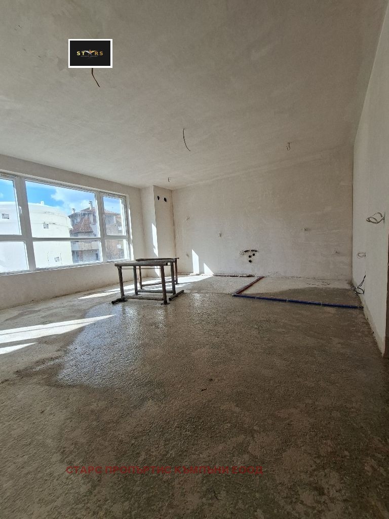 À venda  2 quartos Varna , Levski 1 , 102 m² | 44153583