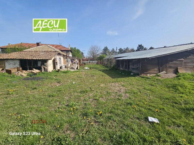 Продава КЪЩА в област Русе, с. Ново село - 80 кв.м / 45 000 € » 88 012.35 лв., ДЕСИ
