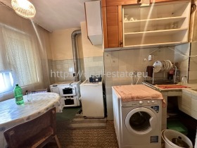 3+ camere da letto Elenovo 2, Blagoevgrad 1