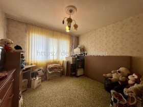 3+ camere da letto Elenovo 2, Blagoevgrad 4