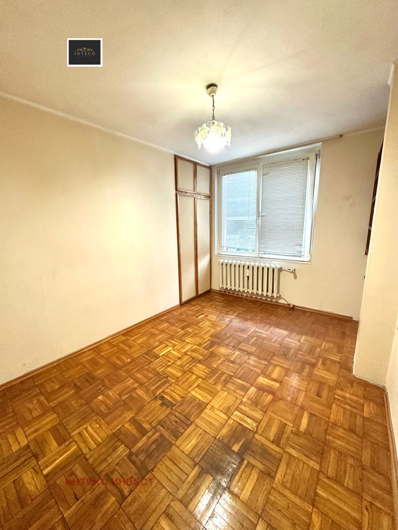 Myytävänä  1 makuuhuone Sofia , Ljulin 1 , 60 neliömetriä | 50895843 - kuva [4]