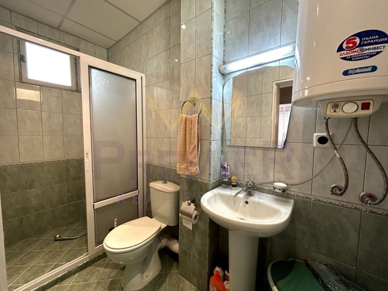 Продава КЪЩА, гр. Балчик, област Добрич, снимка 12 - Къщи - 53085922