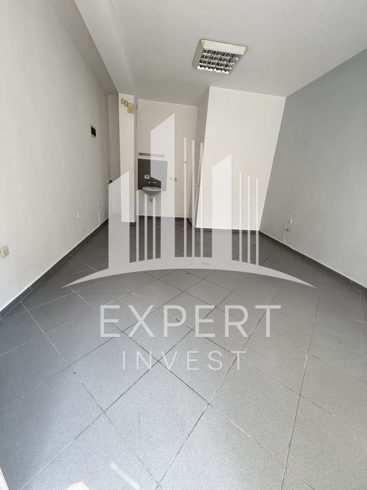 Продава МАГАЗИН, гр. Варна, Гръцка махала, снимка 2 - Магазини - 55238069