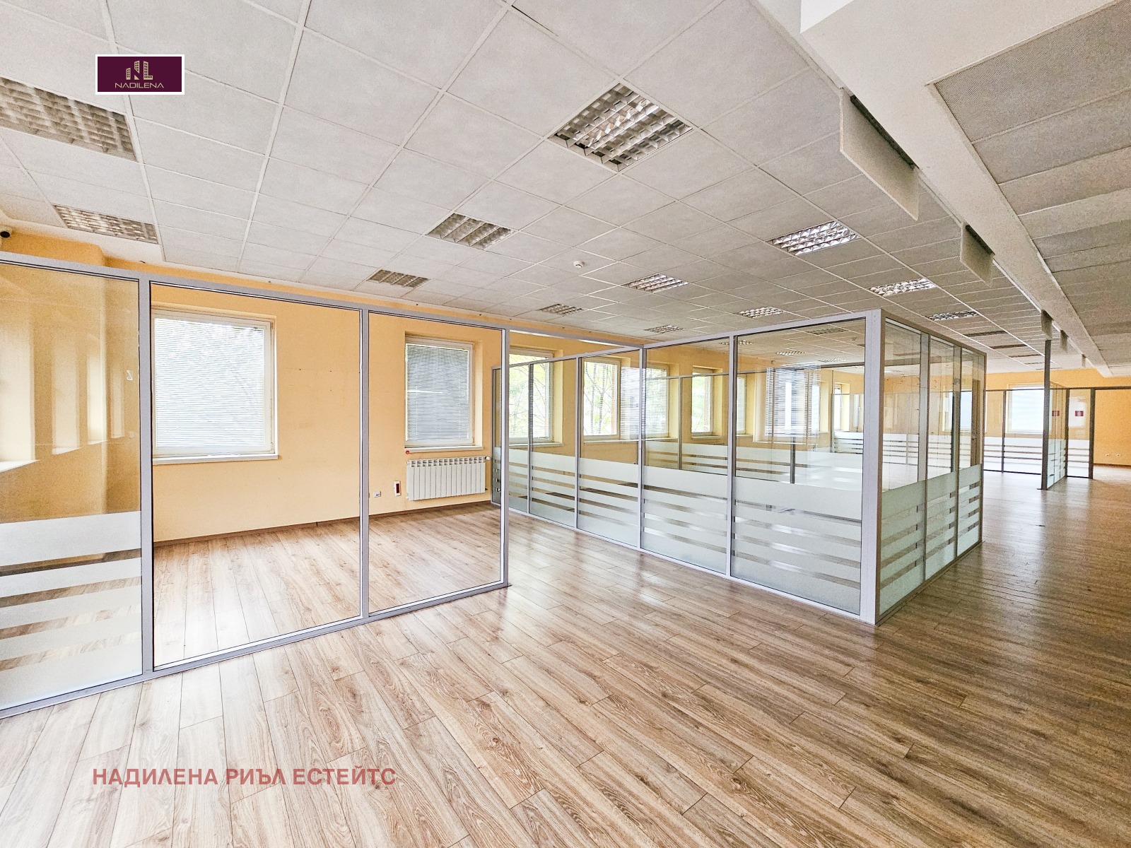Продава ОФИС, гр. София, Център, снимка 2 - Офиси - 43804516