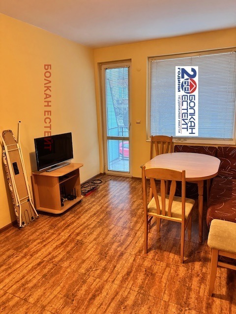 Продава 2-СТАЕН, гр. Велико Търново, Колю Фичето, снимка 3 - Апартаменти - 53411706