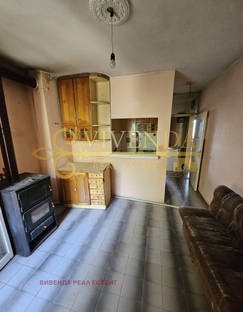 Продава 3-СТАЕН, гр. Плевен, Дружба 3, снимка 3 - Апартаменти - 52455034