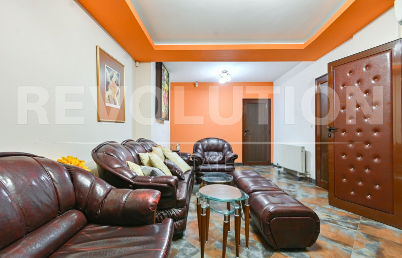 Продава МНОГОСТАЕН, гр. София, Витоша