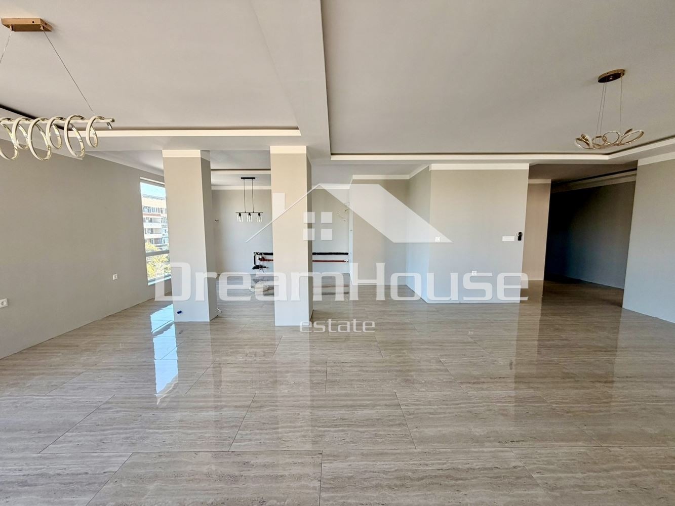 Продава МНОГОСТАЕН, гр. Пловдив, Южен, снимка 4 - Апартаменти - 56071059
