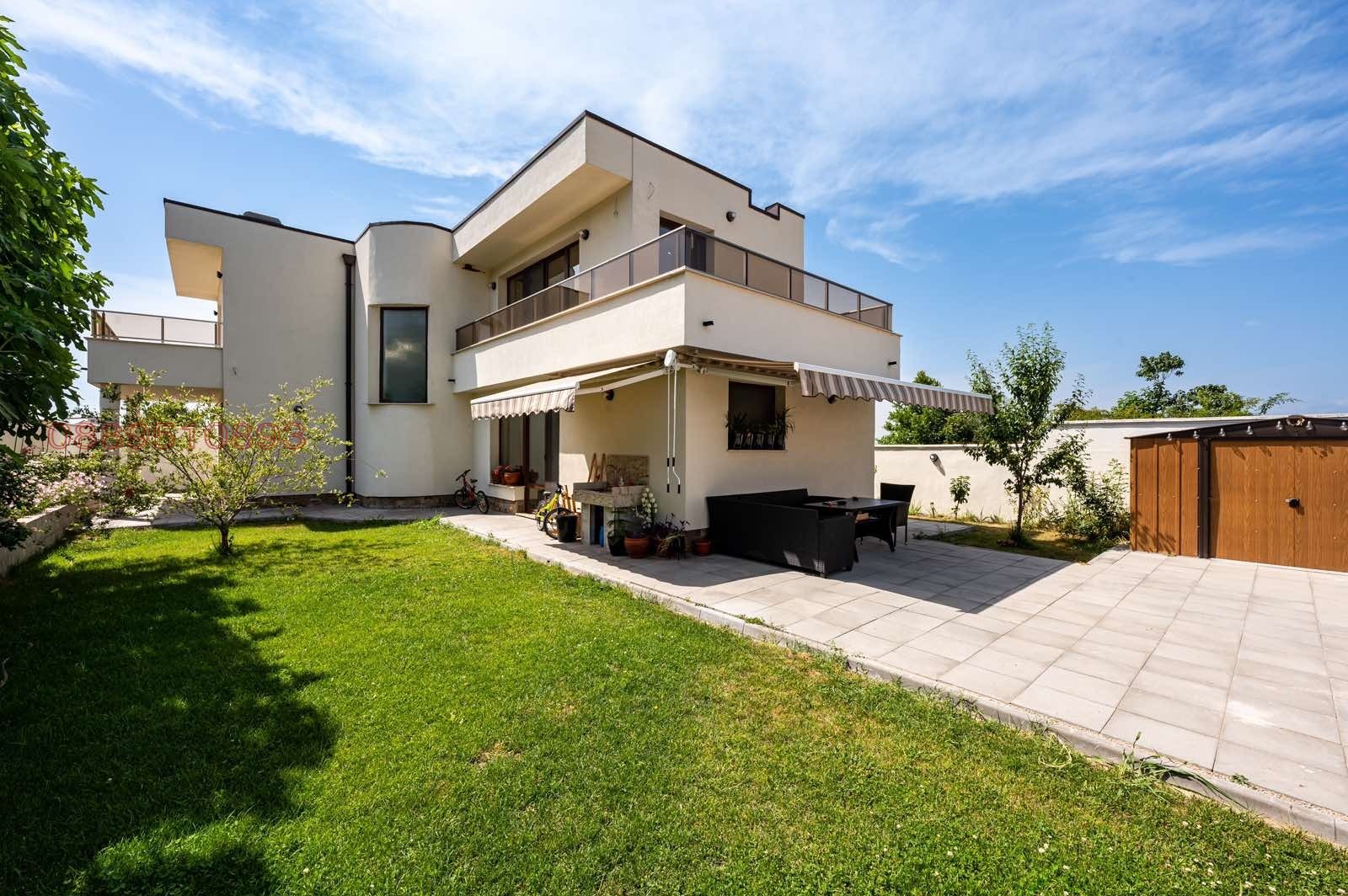 Продава КЪЩА, с. Белащица, област Пловдив