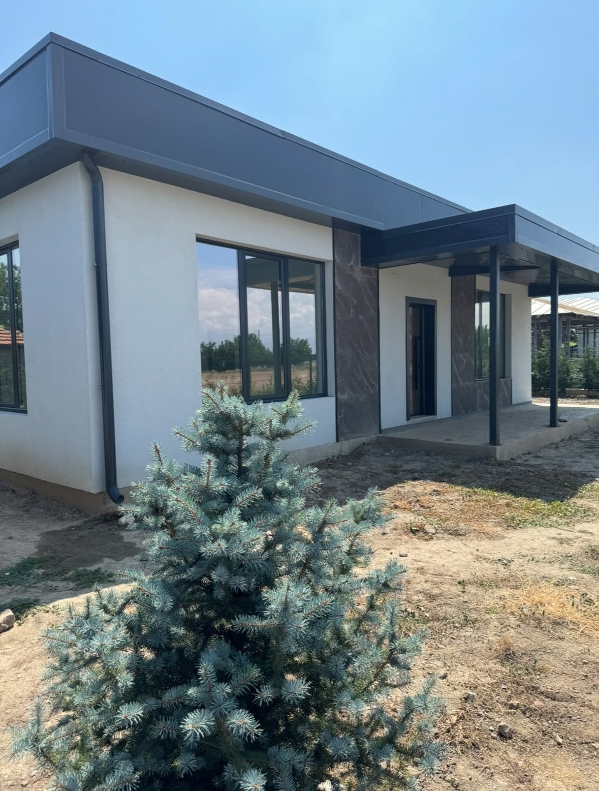 Продава КЪЩА, с. Скутаре, област Пловдив