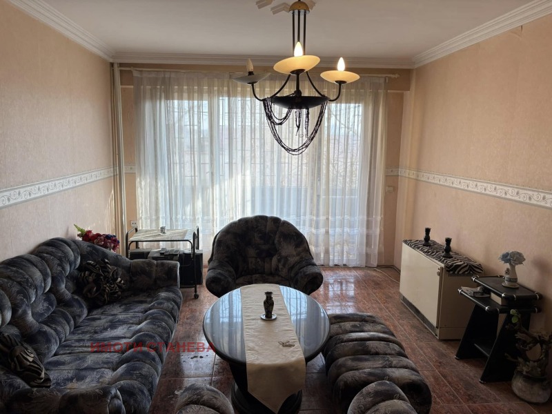 Продава 3-СТАЕН в град Видин, Строител - 74 кв.м / 60 000 € » 117 349.80 лв., ИМОТИ СТАНЕВА