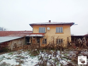 Продава къща област Габрово с. Добромирка - [1] 