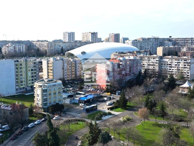 Продава МНОГОСТАЕН, гр. Бургас, Изгрев, снимка 13 - Апартаменти - 55441453