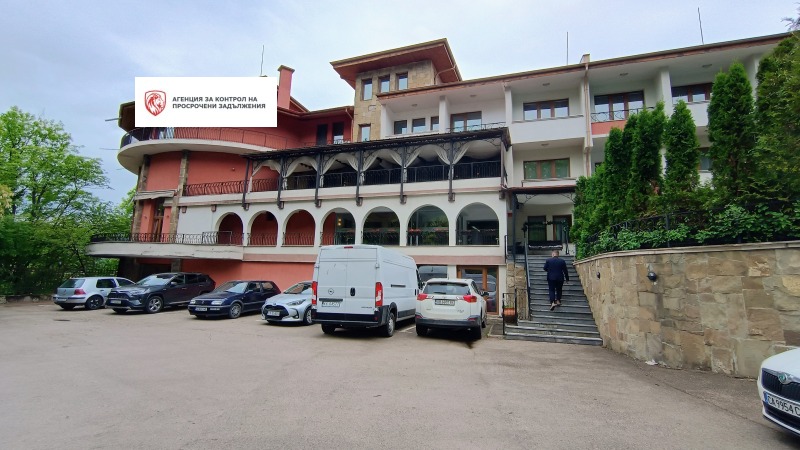 De vânzare  Hotel regiunea Lovech , Troian , 4020 mp | 47970749