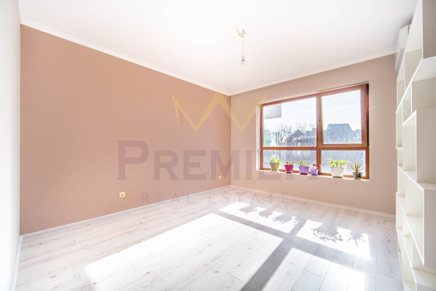 Продава 3-СТАЕН, гр. Варна, м-т Горна Трака, снимка 10 - Апартаменти - 54632323