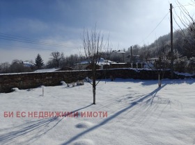 Maison Noevtsi, région Pernik 2