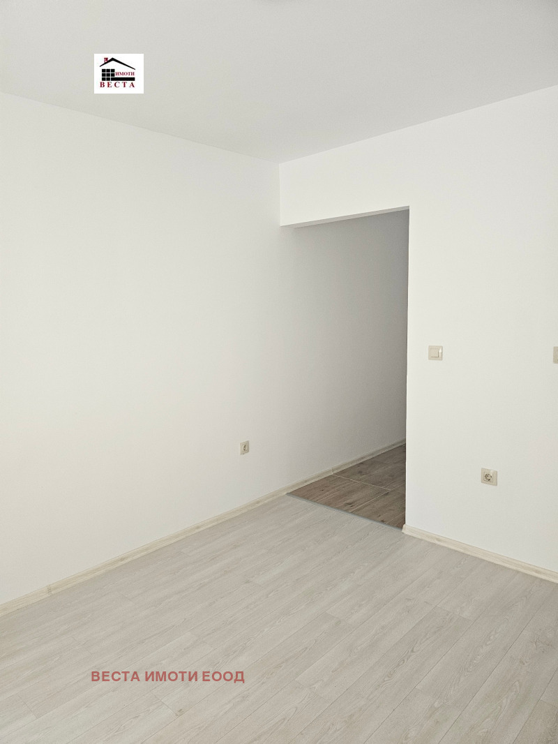 De vânzare  Studio Varna , Mladost 1 , 27 mp | 27091512 - imagine [2]