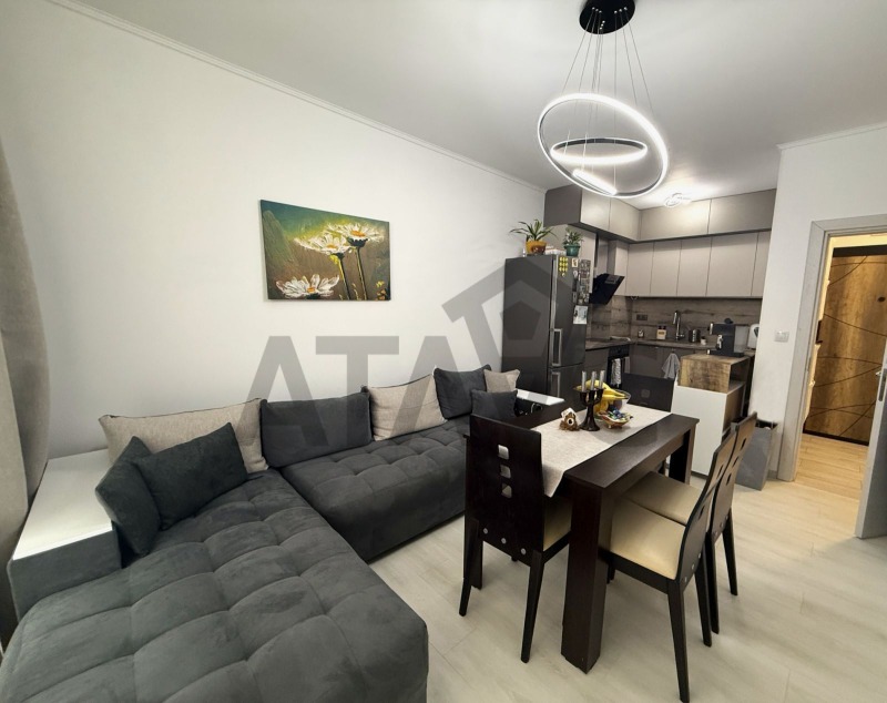 Продава 2-СТАЕН, гр. Пловдив, Остромила