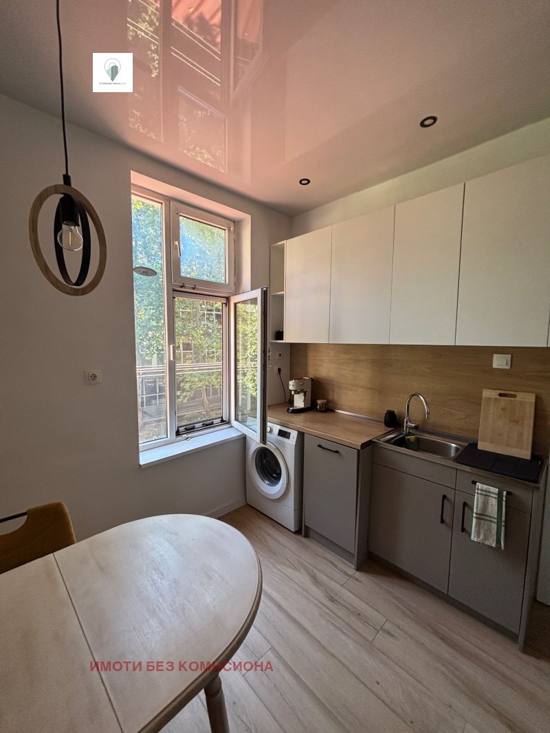 Продава 3-СТАЕН, гр. София, Център, снимка 5 - Апартаменти - 52827739