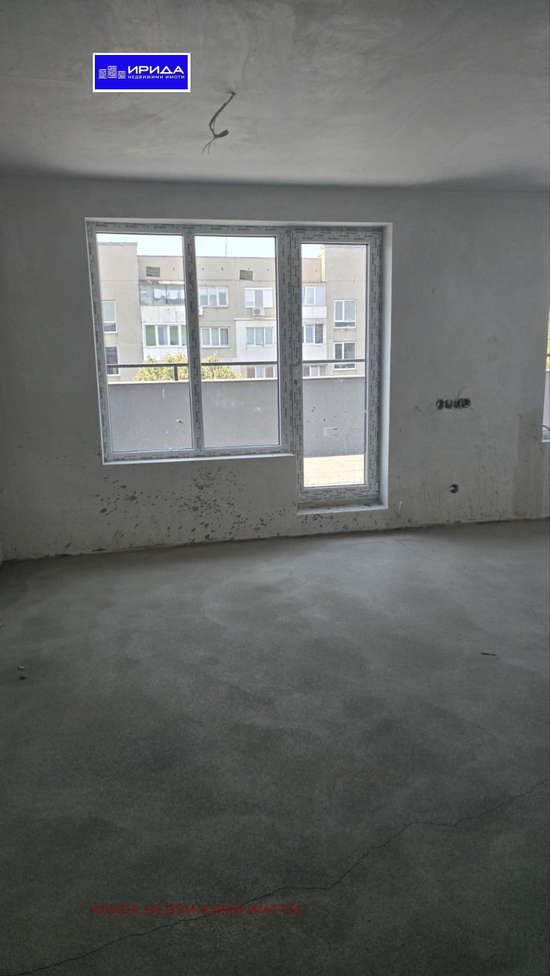 Продаја  3 спаваће собе Софија , Дарвеница , 228 м2 | 56393445