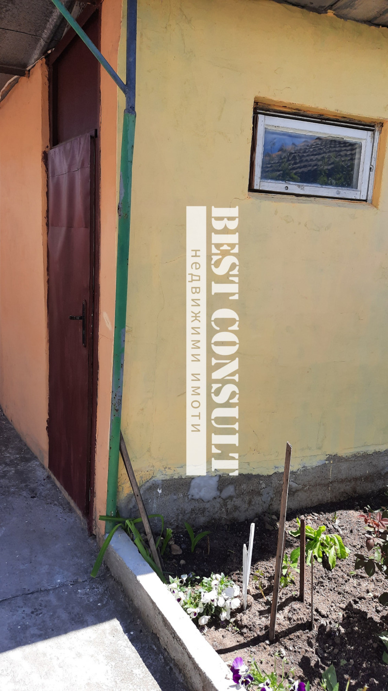 Продава КЪЩА, гр. Русе, Централен кооп. пазар, снимка 14 - Къщи - 52524290