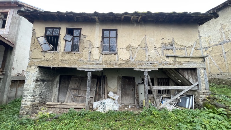 Продава КЪЩА, с. Орешак, област Ловеч, снимка 6 - Къщи - 52773262