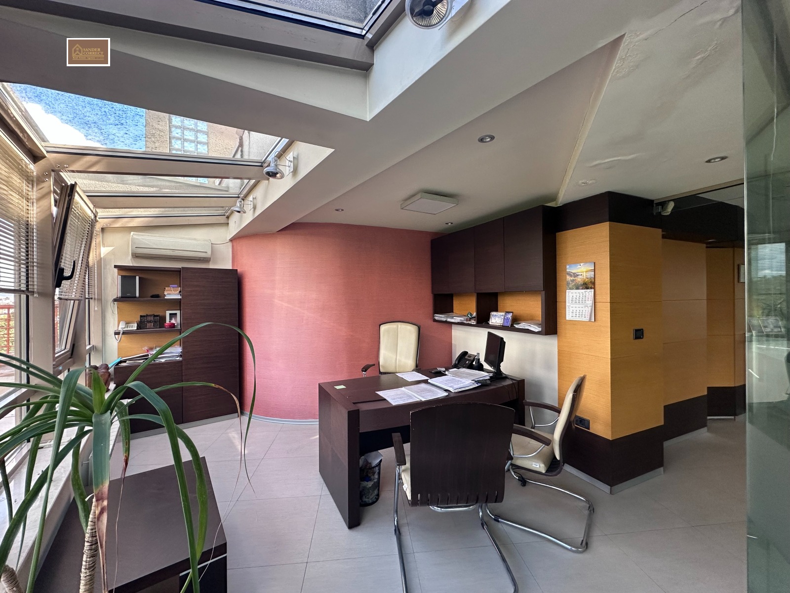 Продава ОФИС, гр. София, Хладилника, снимка 2 - Офиси - 56183193