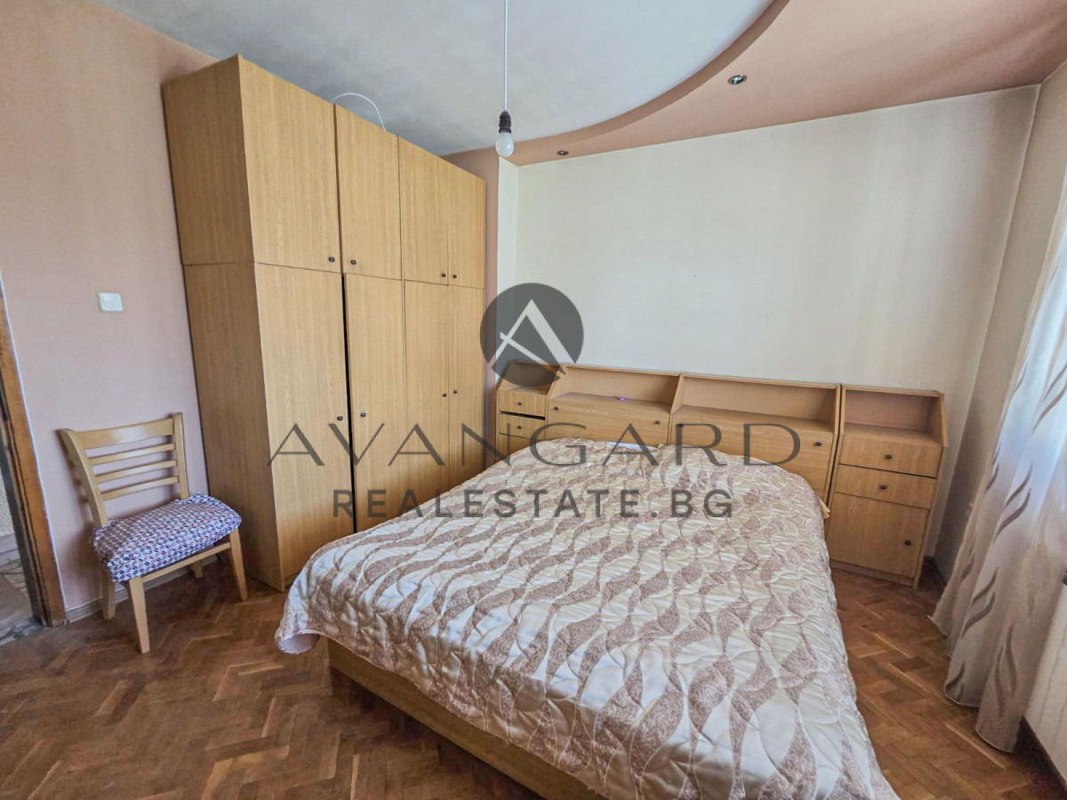 Продава ЕТАЖ ОТ КЪЩА, гр. Пловдив, Изгрев, снимка 7 - Етаж от къща - 56214078