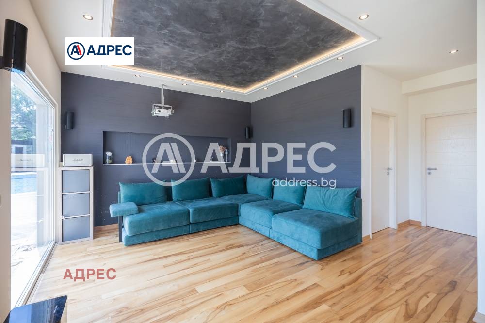 Продава КЪЩА, гр. Варна, м-т Акчелар, снимка 2 - Къщи - 54215716