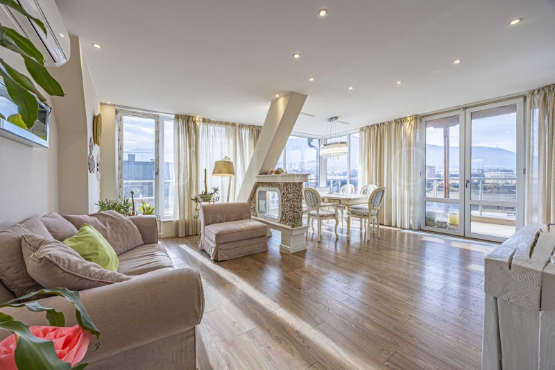 Продава 3-СТАЕН в град София, Малинова долина - 146 кв.м / 435 000 € » 850 786.05 лв., ЛУКСИММО
