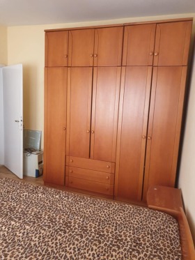 2 quartos Idealen centar, Pleven 2