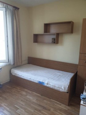 2 bedroom Idealen tsentar, Pleven 1