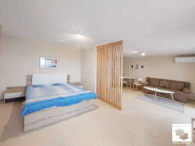 МЕЗОНЕТ, 178 m2