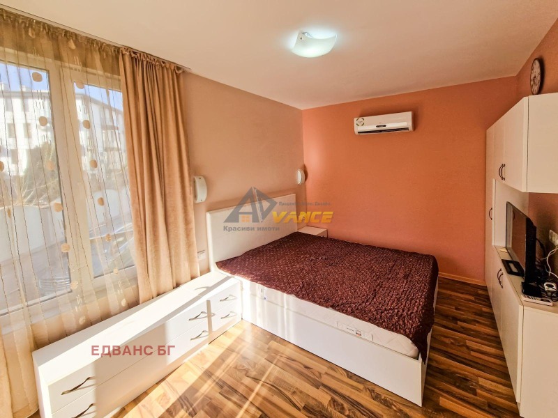 Zu verkaufen  Studio region Burgas , Rawda , 47 qm | 81252600 - Bild [2]