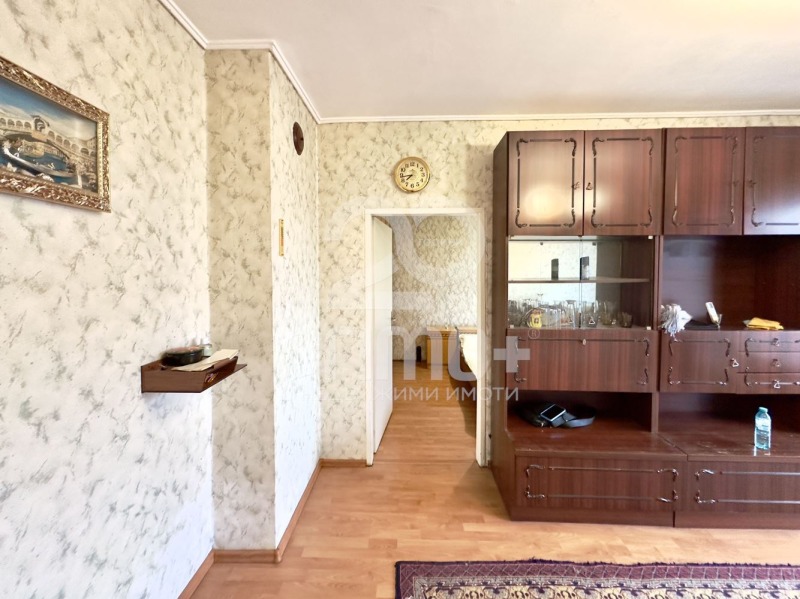 Продава 3-СТАЕН, гр. София, Сухата река, снимка 2 - Апартаменти - 53125300