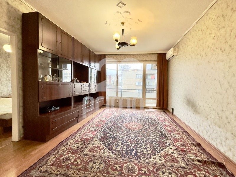 Продава 3-СТАЕН, гр. София, Сухата река