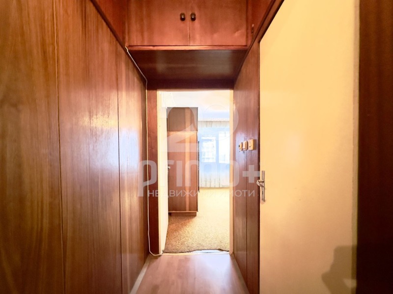 Продава 3-СТАЕН, гр. София, Сухата река, снимка 7 - Апартаменти - 53125300