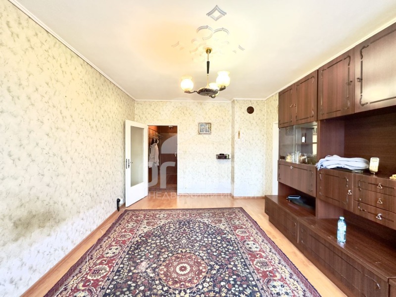 Продава 3-СТАЕН, гр. София, Сухата река, снимка 2 - Апартаменти - 53125300