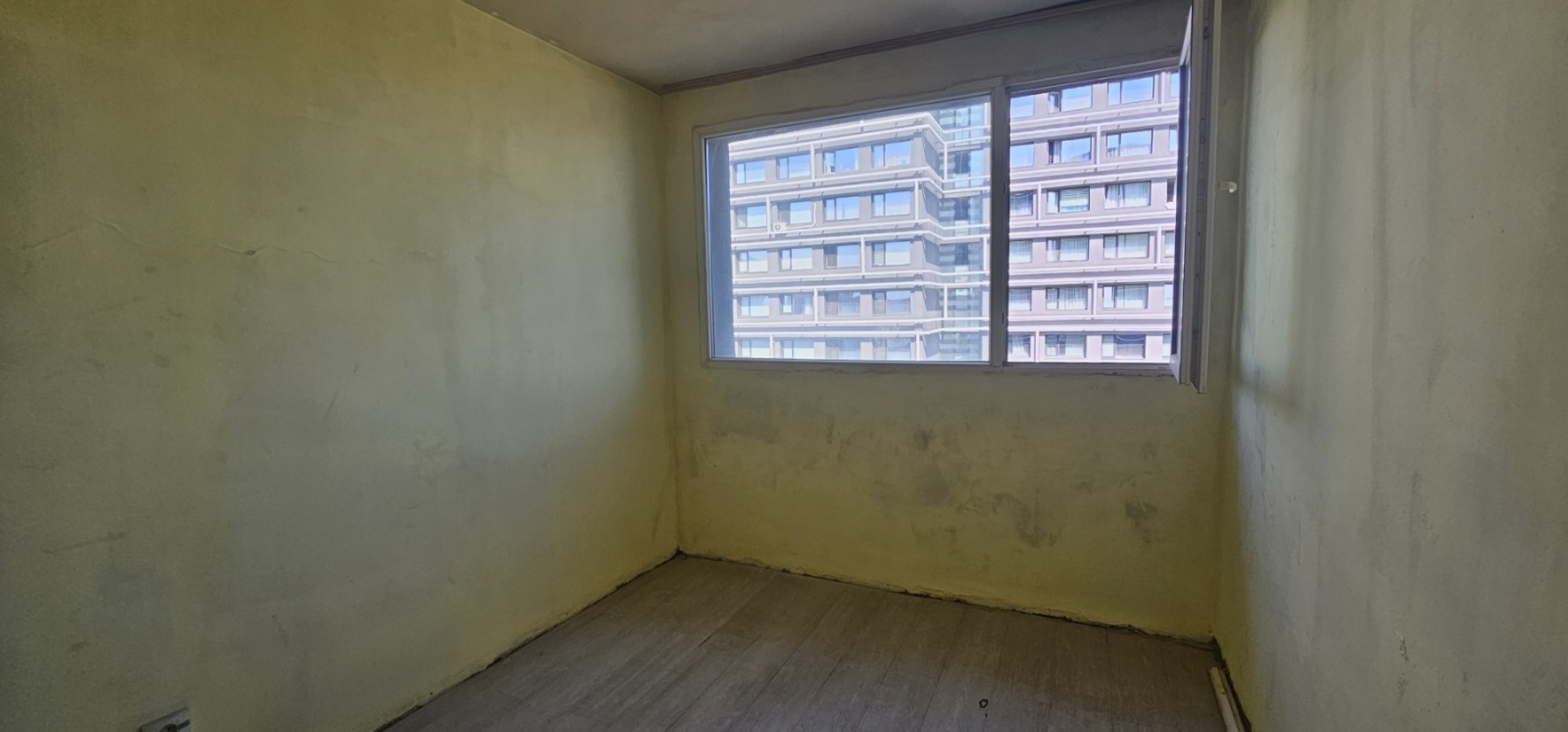 Продава 2-СТАЕН, гр. София, Банишора, снимка 2 - Апартаменти - 55539486
