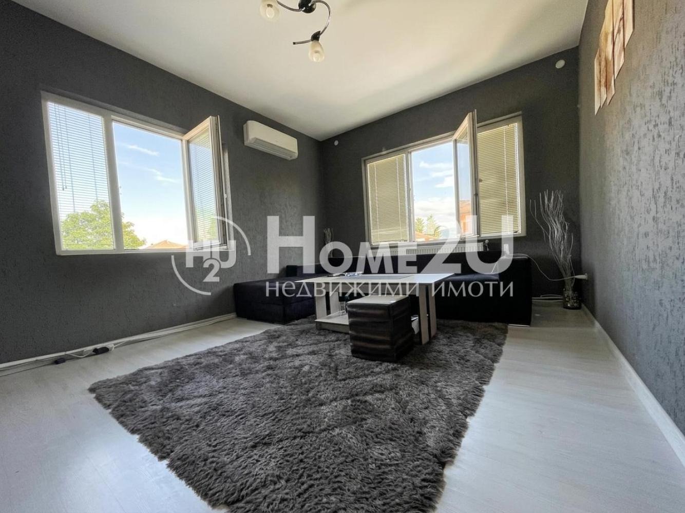 Продава ЕТАЖ ОТ КЪЩА, гр. Пловдив, Прослав, снимка 2 - Етаж от къща - 54909771