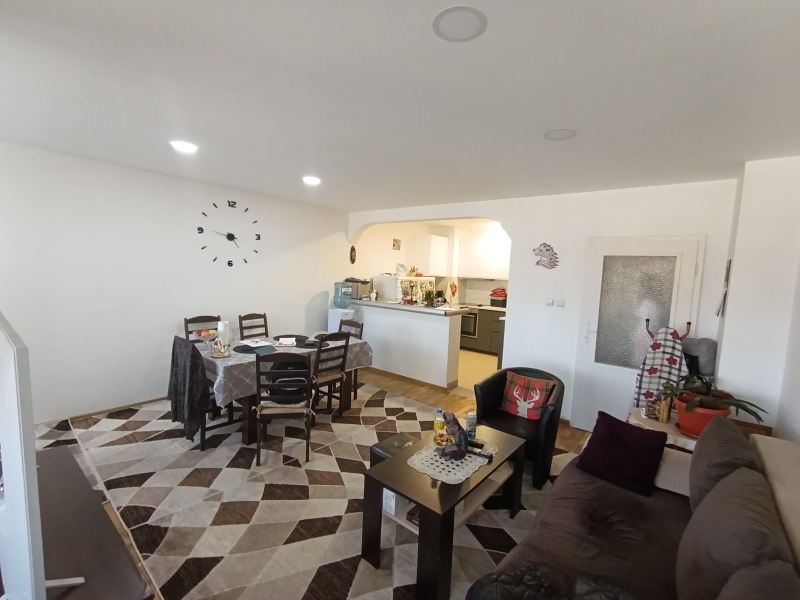 Te koop  2 slaapkamers Sofia , Iztok , 165 m² | 66531208 - afbeelding [4]
